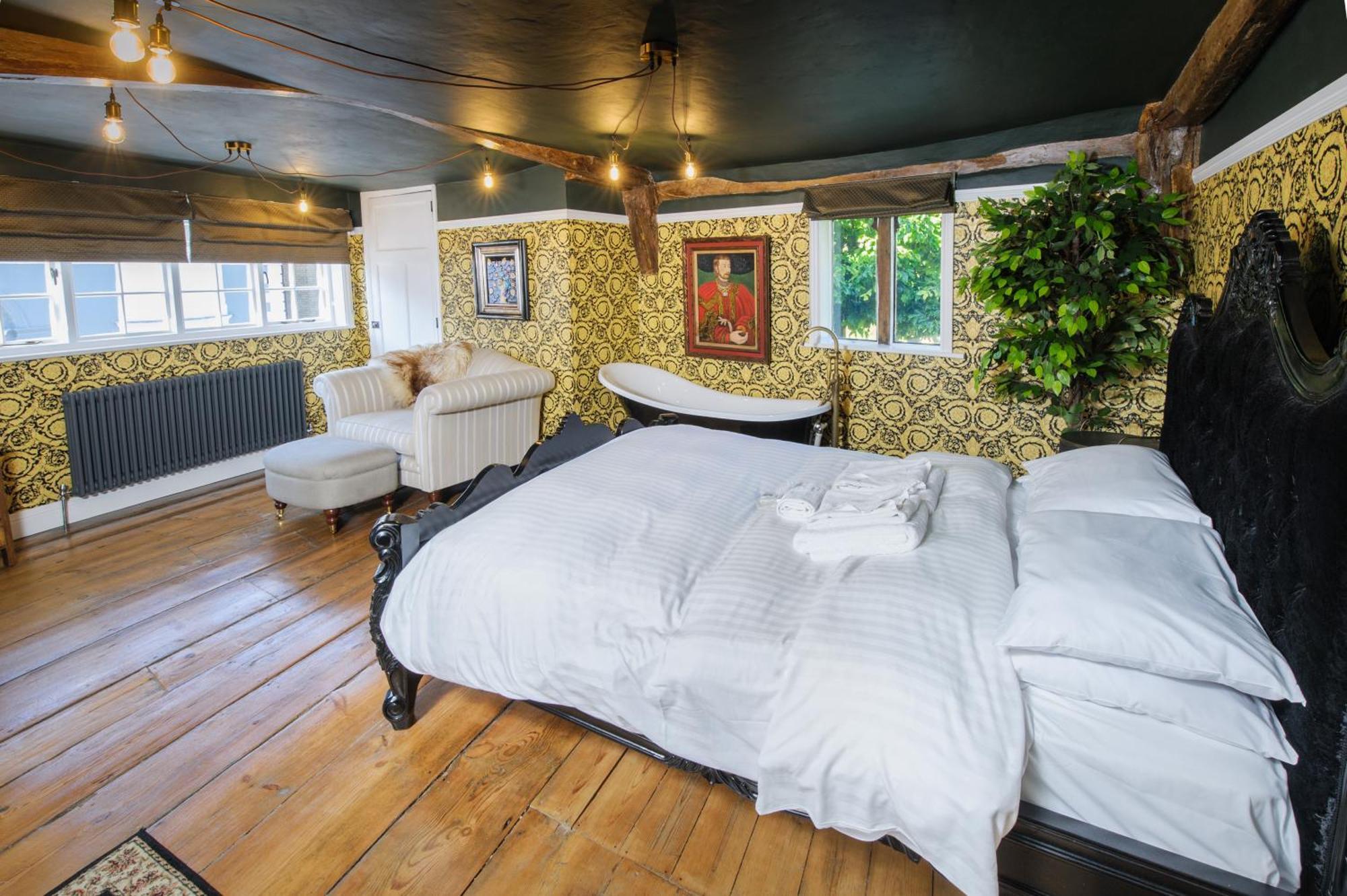 Huge Deluxe 600 Year Old Essex Manor, Hot Tub, Cinema Room, Sky Tv Saffron Walden Eksteriør bilde