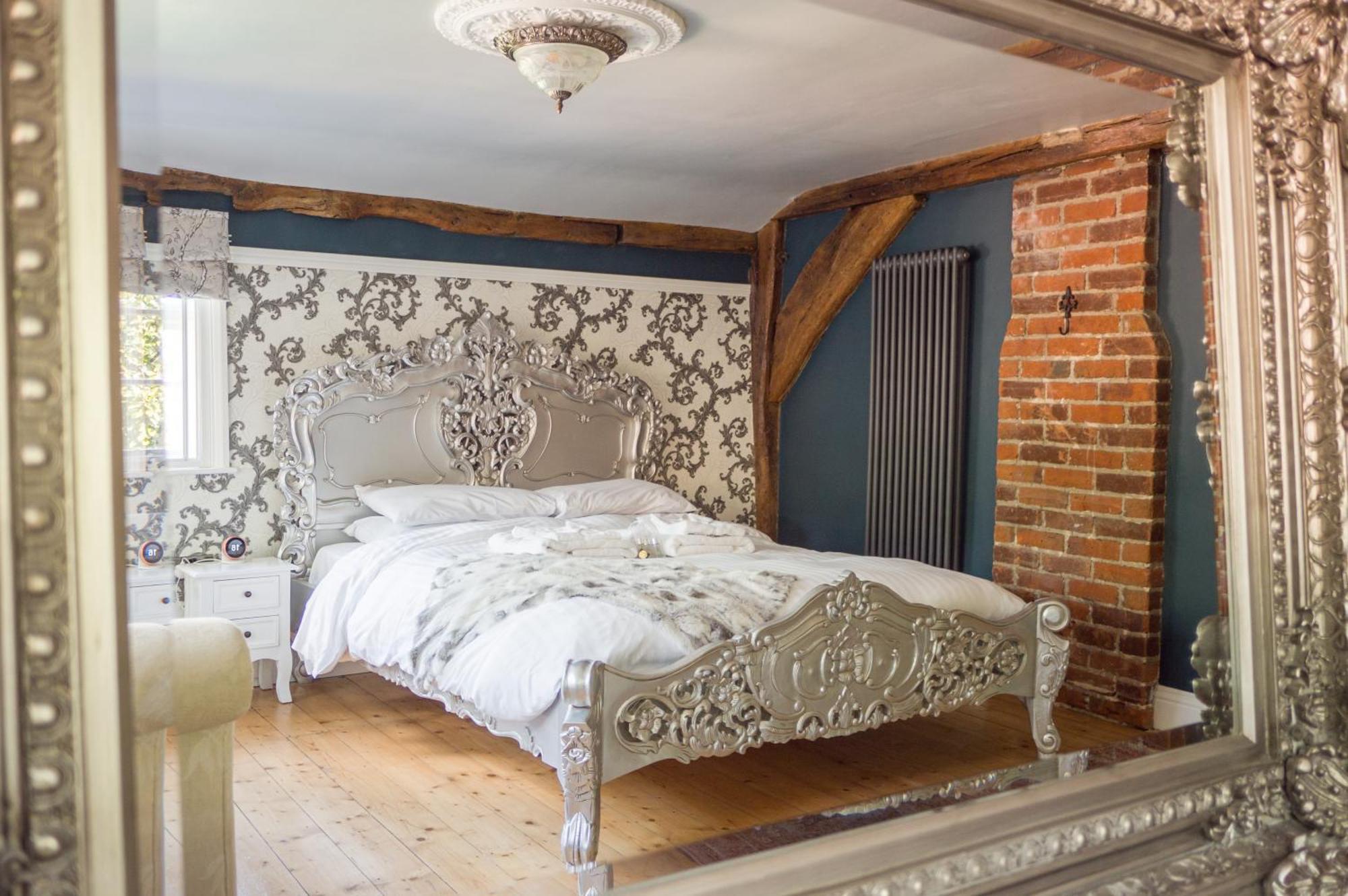 Huge Deluxe 600 Year Old Essex Manor, Hot Tub, Cinema Room, Sky Tv Saffron Walden Eksteriør bilde